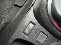 USED 2017 67 RENAULT CAPTUR 1.2 TCe ENERGY Dynamique Nav SUV 5dr Petrol Manual Euro 6 (s/s) (120 ps) 1 owner with Full Main Dealer History DAB radio, Sat Nav, Climate air conditioning