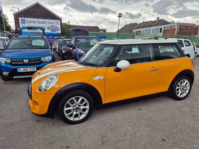 2014 MINI HATCH