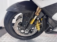 USED 2001 51 SUZUKI GSX-R1000 HPI CLEAR - AFTER MARKET EXHAUST COMES WITH NEW MOT AND WARRANTY