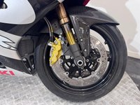 USED 2001 51 SUZUKI GSX-R1000 HPI CLEAR - AFTER MARKET EXHAUST COMES WITH NEW MOT AND WARRANTY