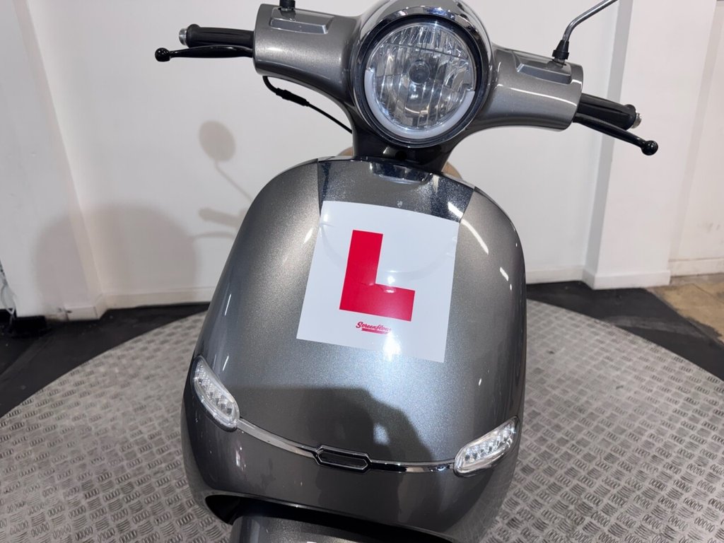 USED 2019 19 SINNIS ZN 125 T-Y TRADE BIKES AT TRADE PRICES LOW MILAGE
