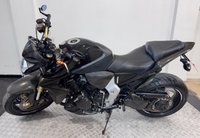 USED 2011 11 HONDA CB1000R HPI CLEAR - CARBON FIBRE EXTRAS COMES WITH NEW MOT AND WARRANTY