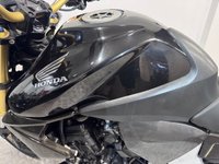 USED 2011 11 HONDA CB1000R HPI CLEAR - CARBON FIBRE EXTRAS COMES WITH NEW MOT AND WARRANTY