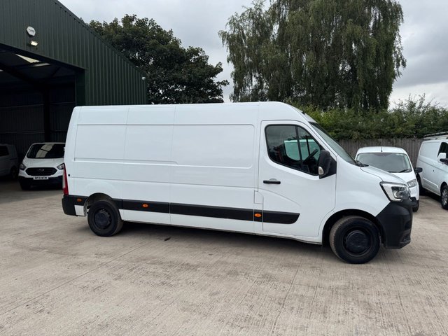 View our RENAULT TRUCKS MASTER