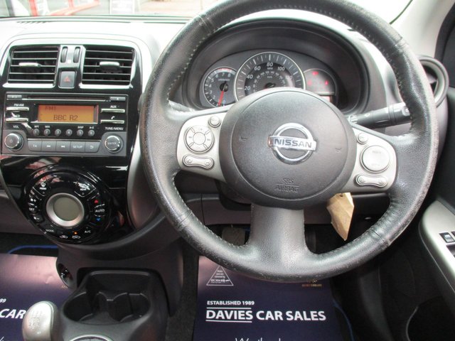 2017 NISSAN MICRA 1.2 Acenta Hatchback 5dr Petrol Manual Euro 6 (80 ps) £35 ROAD TAX ,TWO PREVIOUS OWNER ,MOTED 20/06/2026 ,6 MONTHS WARRANTY ,5 SERVICE STAMPS ,AIR-CON ,2 KEYS , - Photo 5