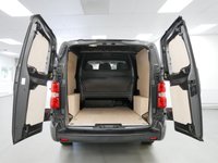 USED 2022 22 VAUXHALL VIVARO 3100 2.0D 145 BHP ELITE L2 LONG AUTOMATIC CREWCAB 6 SEATER AUTOMATIC | SAT NAV | 6 SEATS | L2 LONG