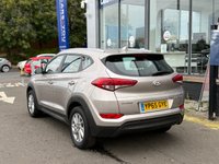 USED 2015 65 HYUNDAI TUCSON 1.6 GDi Blue Drive SE SUV 5dr Petrol Manual Euro 6 (s/s) (132 ps) THIS CAR COMES WITH 6 MONTHS WARRANTY ,BREAKDOWN COVER & RECOVERY +   FRONT HEATED SEATS +  REAR PARKING SENSORS +  BLUETOOTH CONNECTION +  CRUISE CONTROL +  DAB RADIO +  BLUETOOTH CONNECTION +  CLIMATE CONTROL +  TRACTION CONTROL +  AUX CABLE +  AUTO START/STOP +  HILL ASSIST +  17 INCH ALLOY WHEELS