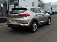 USED 2015 65 HYUNDAI TUCSON 1.6 GDi Blue Drive SE SUV 5dr Petrol Manual Euro 6 (s/s) (132 ps) THIS CAR COMES WITH 6 MONTHS WARRANTY ,BREAKDOWN COVER & RECOVERY +   FRONT HEATED SEATS +  REAR PARKING SENSORS +  BLUETOOTH CONNECTION +  CRUISE CONTROL +  DAB RADIO +  BLUETOOTH CONNECTION +  CLIMATE CONTROL +  TRACTION CONTROL +  AUX CABLE +  AUTO START/STOP +  HILL ASSIST +  17 INCH ALLOY WHEELS