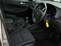 USED 2015 65 HYUNDAI TUCSON 1.6 GDi Blue Drive SE SUV 5dr Petrol Manual Euro 6 (s/s) (132 ps) THIS CAR COMES WITH 6 MONTHS WARRANTY ,BREAKDOWN COVER & RECOVERY +   FRONT HEATED SEATS +  REAR PARKING SENSORS +  BLUETOOTH CONNECTION +  CRUISE CONTROL +  DAB RADIO +  BLUETOOTH CONNECTION +  CLIMATE CONTROL +  TRACTION CONTROL +  AUX CABLE +  AUTO START/STOP +  HILL ASSIST +  17 INCH ALLOY WHEELS