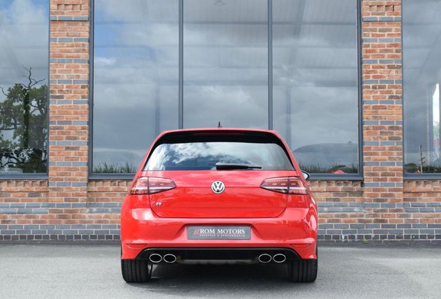 2016 Volkswagen Golf 2L R 5dr - Photo 7