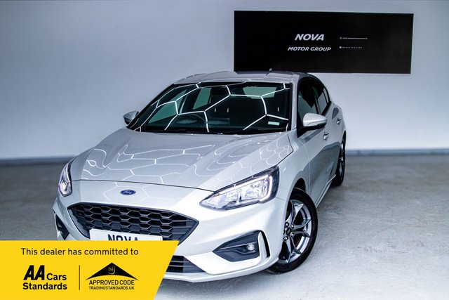 View our Ford Focus 1.0T EcoBoost ST-Line Hatchback 5dr Petrol Manual Euro 6 (s/s) (125 ps)