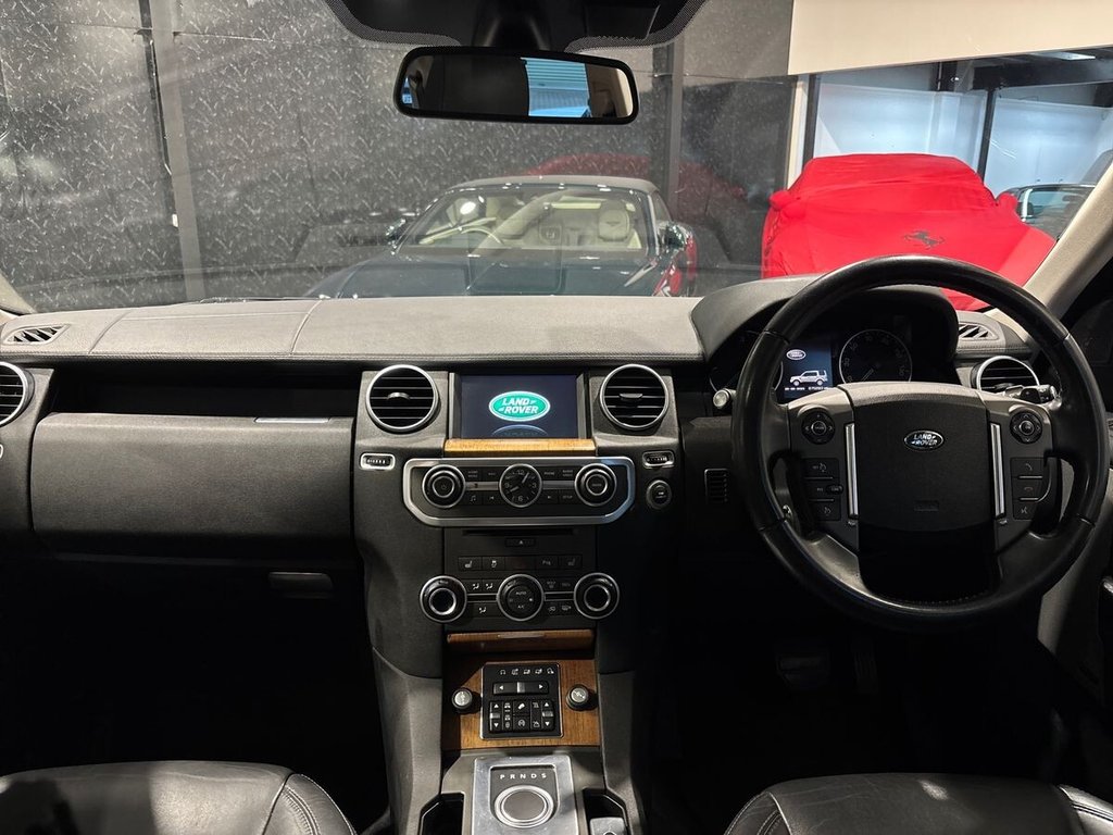 USED 2015 65 LAND ROVER DISCOVERY 4 3.0 SD V6 HSE SUV 5dr Diesel Auto 4WD Euro 6 (s/s) (256 bhp) 2 OWNERS|CAM BELT|CLEAR GLASS