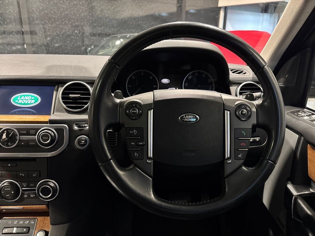 USED 2015 65 LAND ROVER DISCOVERY 4 3.0 SD V6 HSE SUV 5dr Diesel Auto 4WD Euro 6 (s/s) (256 bhp) 2 OWNERS|CAM BELT|CLEAR GLASS