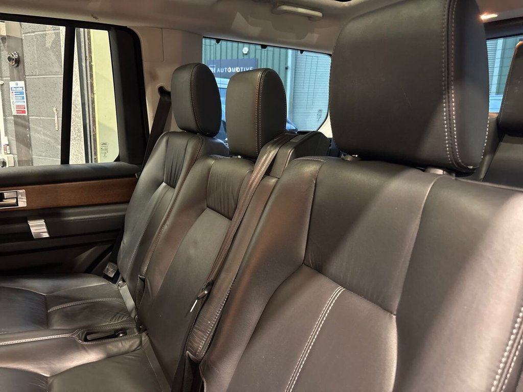 USED 2015 65 LAND ROVER DISCOVERY 4 3.0 SD V6 HSE SUV 5dr Diesel Auto 4WD Euro 6 (s/s) (256 bhp) 2 OWNERS|CAM BELT|CLEAR GLASS
