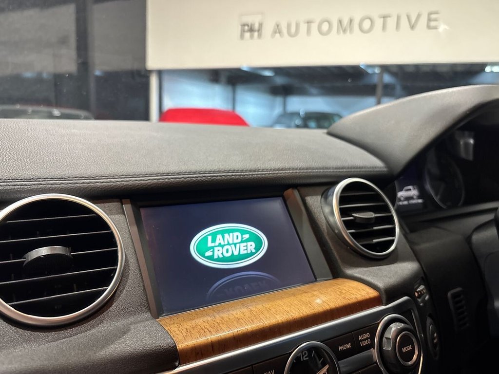 USED 2015 65 LAND ROVER DISCOVERY 4 3.0 SD V6 HSE SUV 5dr Diesel Auto 4WD Euro 6 (s/s) (256 bhp) 2 OWNERS|CAM BELT|CLEAR GLASS