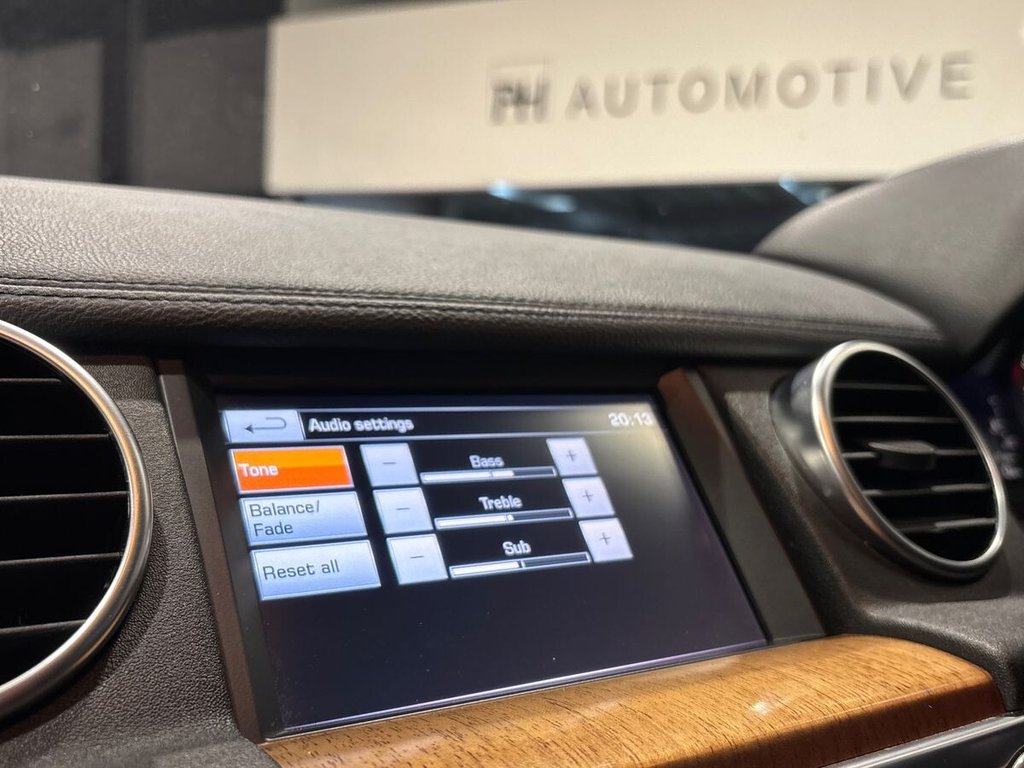 USED 2015 65 LAND ROVER DISCOVERY 4 3.0 SD V6 HSE SUV 5dr Diesel Auto 4WD Euro 6 (s/s) (256 bhp) 2 OWNERS|CAM BELT|CLEAR GLASS