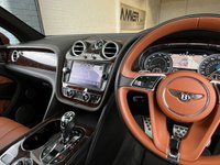 USED 2017 17 BENTLEY BENTAYGA 6.0 W12 SUV 5dr Petrol Auto 4WD Euro 6 (s/s) (608 ps) 
