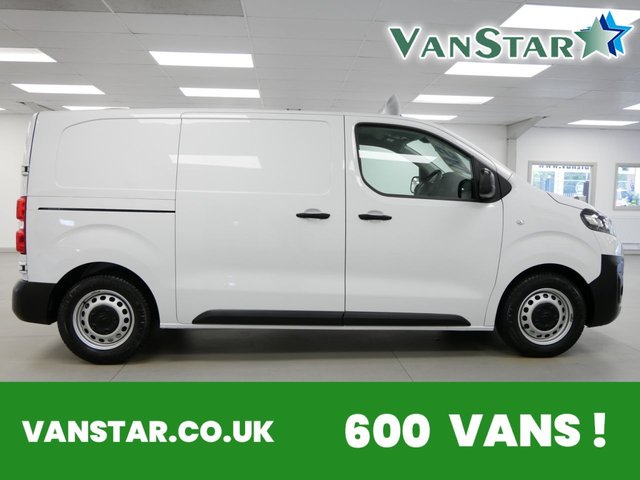 View our Citroen Dispatch 1000 1.5 BLUEDI 100 BHP MWB ENTERPRISE PRO EDITION 6 DOOR
