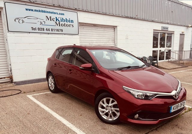 2018 TOYOTA AURIS 1.2 VVT-i Icon Hatchback - Photo 2