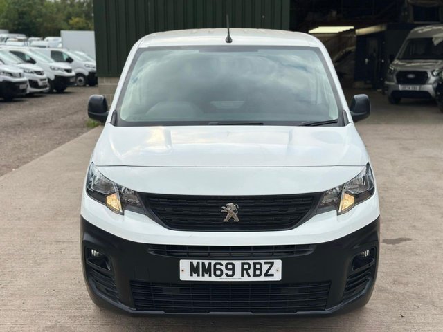 2020 PEUGEOT PARTNER - Photo 4