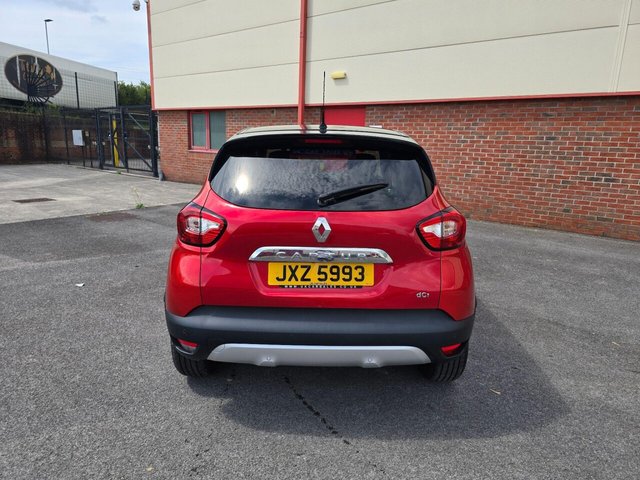 2016 RENAULT CAPTUR - Photo 11