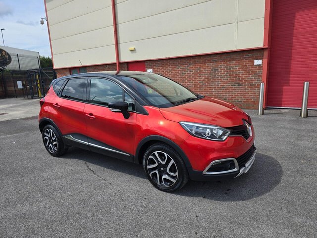 2016 RENAULT CAPTUR - Photo 2