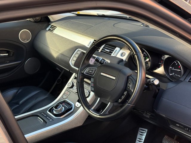 View our LAND ROVER RANGE ROVER EVOQUE