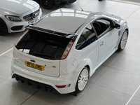 USED 2010 10 FORD FOCUS 2.5 RS Hatchback 3dr Petrol Manual (225 g/km, 301 bhp) 