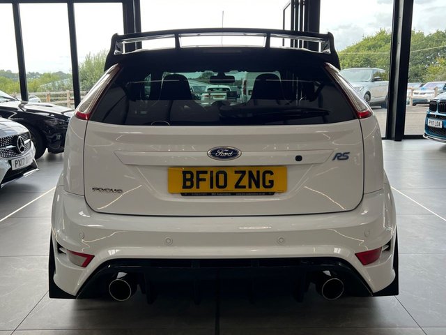 2010 FORD FOCUS 2010 2.5 RS Hatchback 3dr Petrol Manual (225 g/km, 301 bhp) - Photo 12