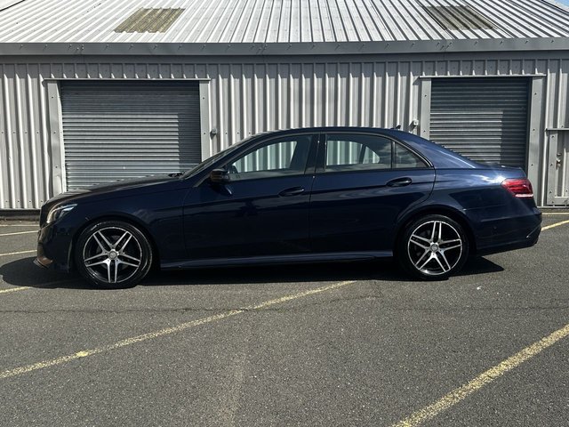 2016 Mercedes-Benz E-CLASS - Photo 2