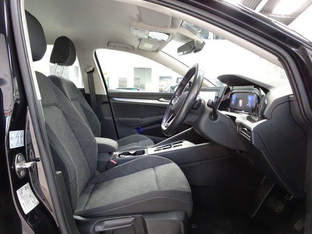 2022 VOLKSWAGEN GOLF 2.0 TDI Life Estate 5dr Diesel DSG Euro 6 (s/s) (115 ps) - Photo 11