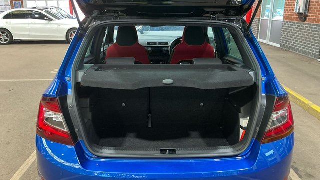 2021 SKODA FABIA 1.0 TSI Monte Carlo Hatchback 5dr Petrol DSG Euro 6 (s/s) (95 ps) - Photo 2