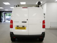 USED 2022 71 VAUXHALL VIVARO 3100 2.0 D 145 BHP L1 DYNAMIC 6 DOOR ( SAT NAV ) 2022 YEAR 2022 YEAR | 1 OWNER | SAT NAV | AIR CON