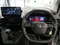 USED 2024 74 VAUXHALL COMBO 2300 1.5 TURBO D 130 BHP L1 SWB PRO EDITION ( NEW SHAPE ) SAT NAV FACELIFT | SAT NAV | AIR CON | 3 X SEATS