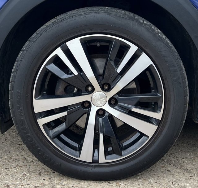 2017 PEUGEOT 3008 1.6 BlueHDi Allure SUV 5dr Diesel Manual Euro 6 (s/s) (120 ps) - Photo 11