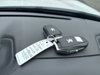 USED 2023 23 PEUGEOT E-208 50kWh Allure Premium + Hatchback 5dr Electric Auto (7.4kW Charger) (136 ps) 