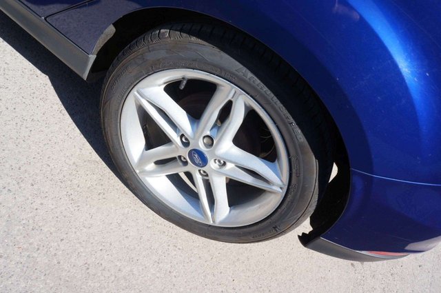 2015 FORD FOCUS 1.0T EcoBoost Zetec Hatchback 5dr Petrol Manual Euro 6 (s/s) (125 ps) - Photo 6