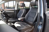 USED 2015 15 VOLKSWAGEN SHARAN 2.0 TDI BlueMotion Tech SEL MPV 5dr Diesel DSG Euro 5 (s/s) (140 ps) LOW MILES / 7 SEATS / PAN ROOF