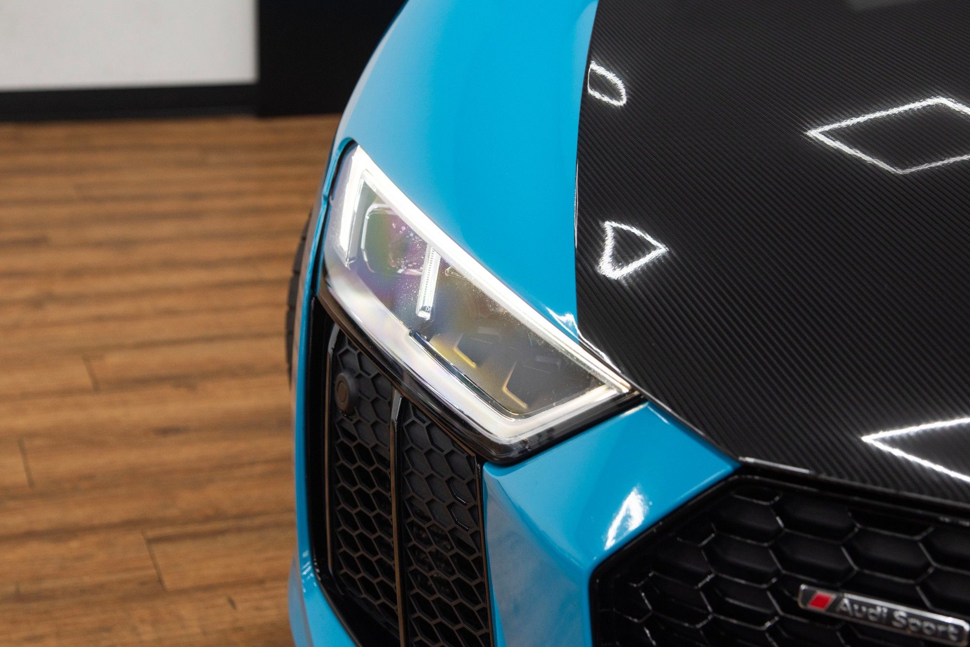 USED 2018 10 AUDI R8 5.2 FSI V10 Plus Coupe  