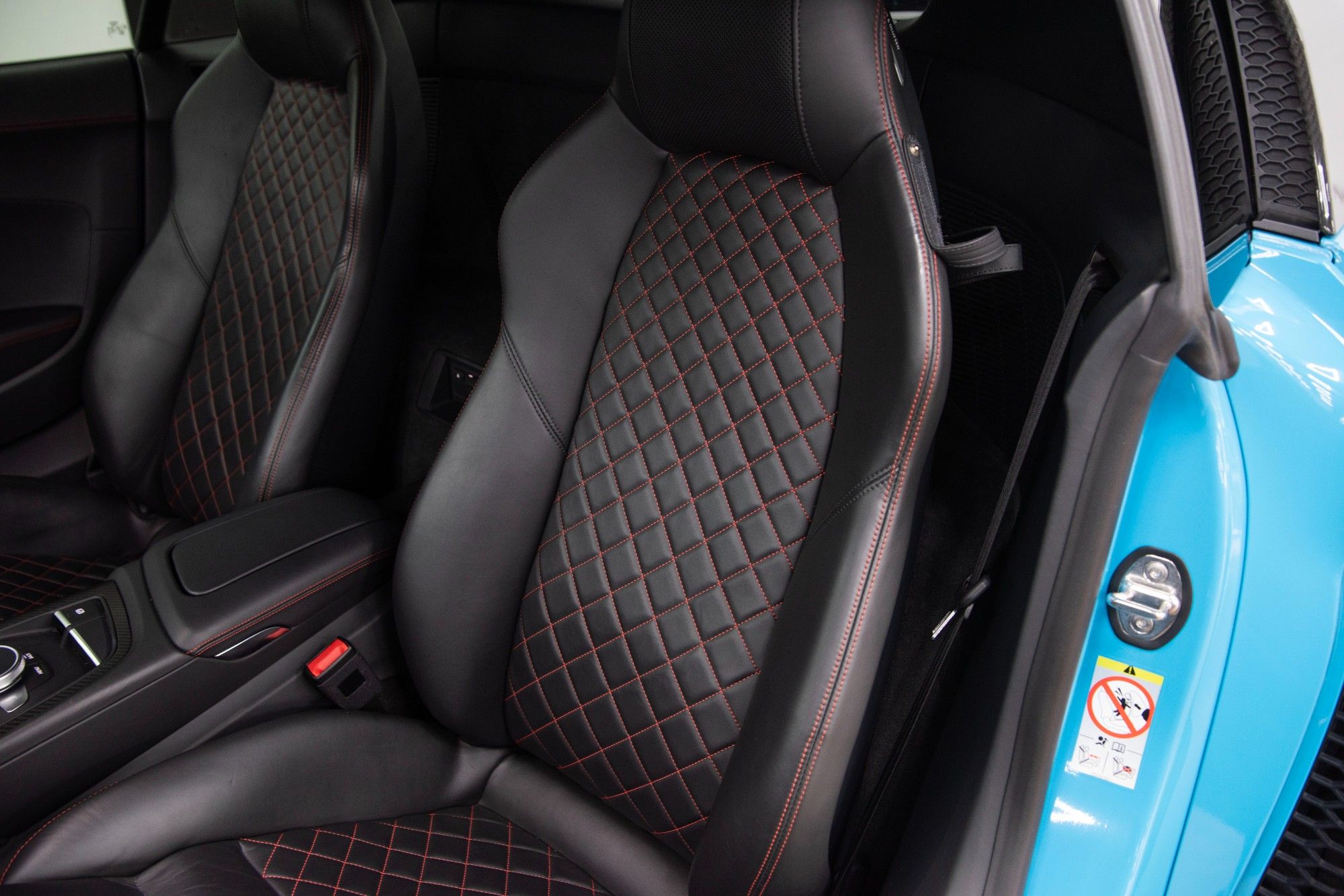 USED 2018 10 AUDI R8 5.2 FSI V10 Plus Coupe  