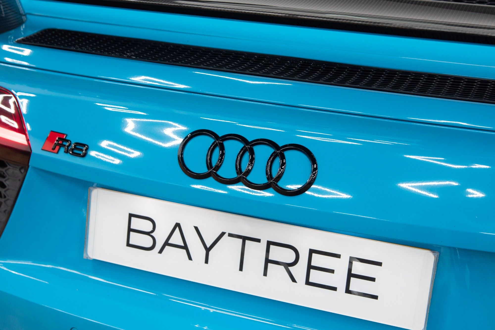 USED 2018 10 AUDI R8 5.2 FSI V10 Plus Coupe  
