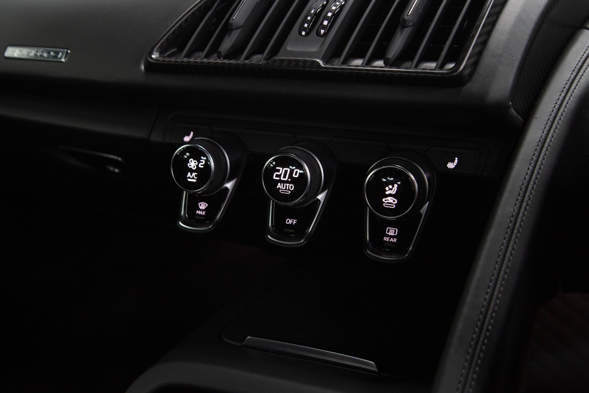 USED 2018 10 AUDI R8 5.2 FSI V10 Plus Coupe  