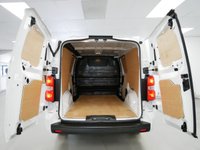 USED 2023 73 VAUXHALL VIVARO 3100 2.0 D 145 BHP L2 LONG PRO EDITION 6DR ( SAT NAV ) SAT NAV | AIR CON | 145 BHP | L2 LONG