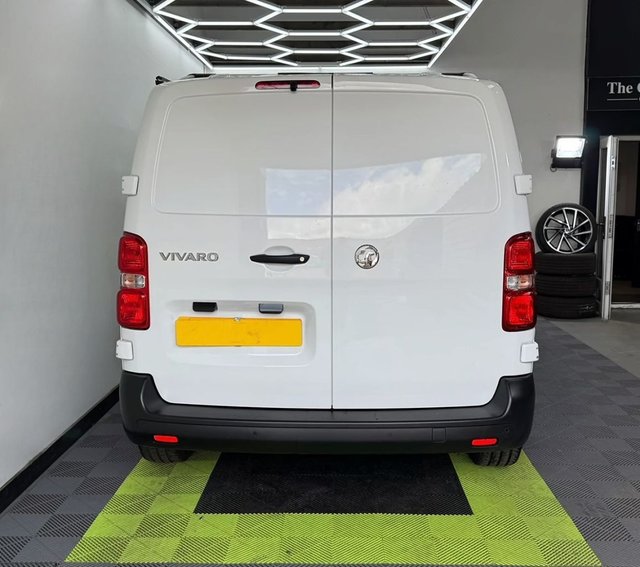 2022 VAUXHALL VIVARO - Photo 5