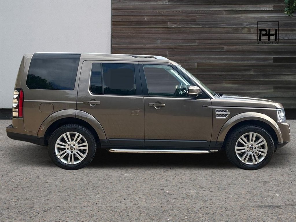 USED 2013 63 LAND ROVER DISCOVERY 4 3.0 SD V6 HSE SUV 5dr Diesel Auto 4WD Euro 5 (255 bhp) 2 OWNERS|LIGHT INTERIOR