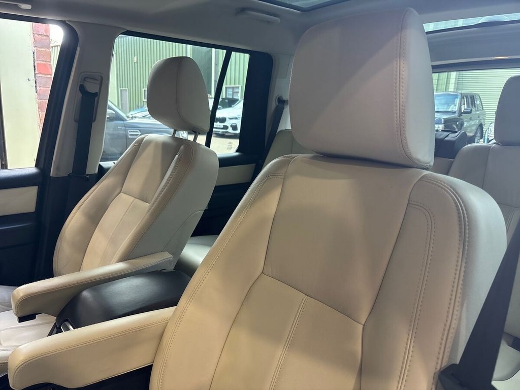 USED 2013 63 LAND ROVER DISCOVERY 4 3.0 SD V6 HSE SUV 5dr Diesel Auto 4WD Euro 5 (255 bhp) 2 OWNERS|LIGHT INTERIOR