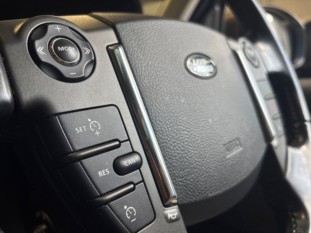 USED 2013 63 LAND ROVER DISCOVERY 4 3.0 SD V6 HSE SUV 5dr Diesel Auto 4WD Euro 5 (255 bhp) 2 OWNERS|LIGHT INTERIOR