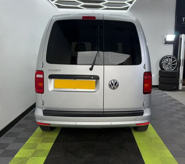 2019 VOLKSWAGEN CADDY - Photo 5