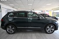 USED 2016 66 VOLKSWAGEN TIGUAN 2.0 TSI BlueMotion Tech SEL SUV 5dr Petrol DSG 4Motion Euro 6 (s/s) (180 ps) SAT NAV P-ROOF CLOTH SEAT H-SEATS