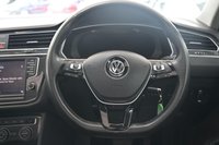 USED 2016 66 VOLKSWAGEN TIGUAN 2.0 TSI BlueMotion Tech SEL SUV 5dr Petrol DSG 4Motion Euro 6 (s/s) (180 ps) SAT NAV P-ROOF CLOTH SEAT H-SEATS